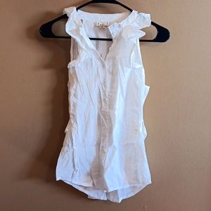 Whitw frill tank